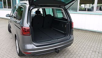 Seat Alhambra mit Commander