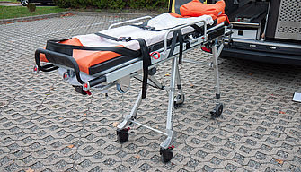 Fahrtragensystem Stollenwerk Krankentransportwagen Mercedes-Benz Sprinter 316 CDI