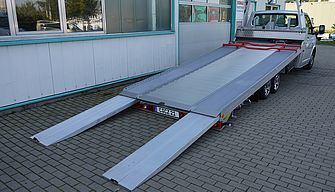 Abschleppwagen VW T5 Speeder mieten